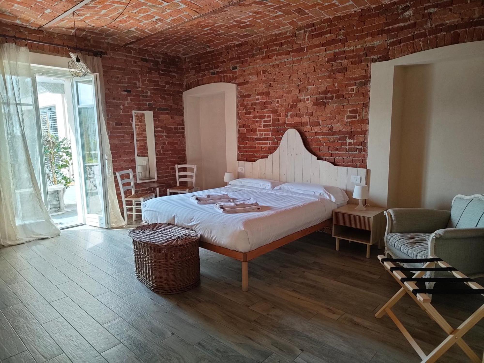 Cascina Bellonuovo Альба Экстерьер фото